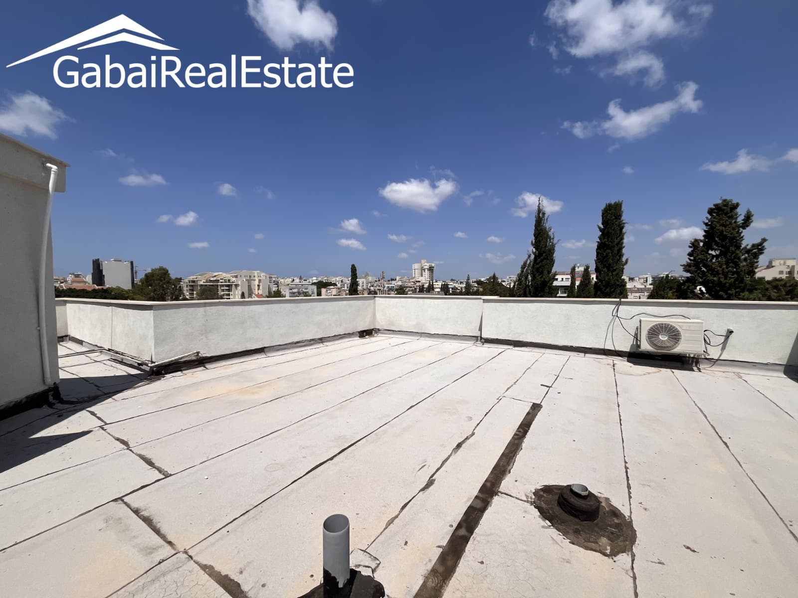 Ha'Emek St, Kfar Saba — image 14 of 16
